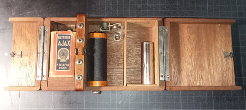 Ancien appareil médecine - ancien,