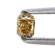 0.07cts Marron Couleur VS1