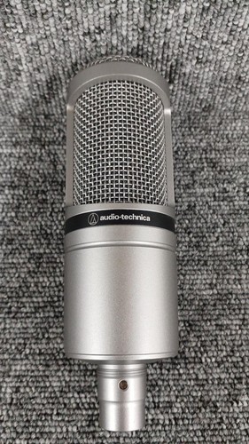 Microphone condensateur - à,