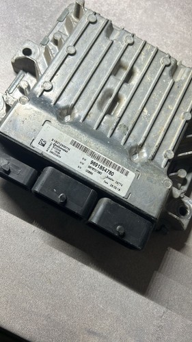 Calculateur peugeot sid 208 - calculateur,