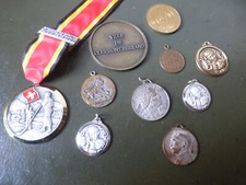 lot varié de 10 medailles