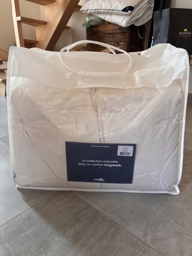Couette duvet neuve 240x260cm