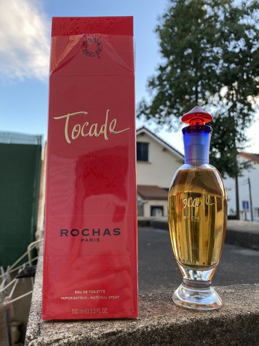 Eau toilette tocade - de, /