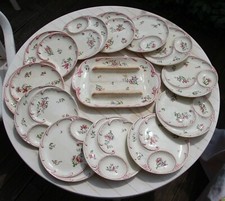 Service à asperges en faïence de Sarreguemines France produit entre 1860 et 1920