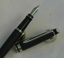 LEGENDAIRE STYLO PLUME