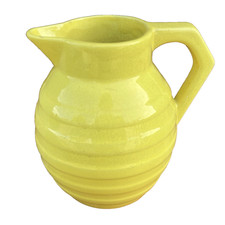 Pichet jaune vintage faïence Orchies France retro 50s mid-century retro 17.5 cm