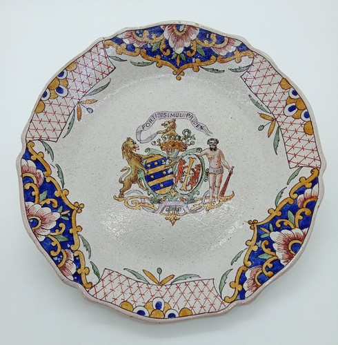 1306 assiette blason famille - assiette,
