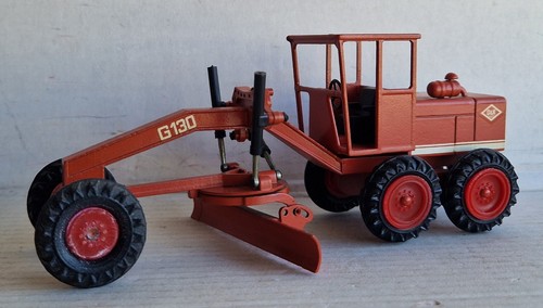 Nzg niveleuse o - 1/50,