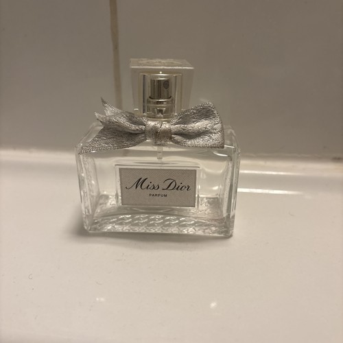 Bouteille parfum luxe - parfum,