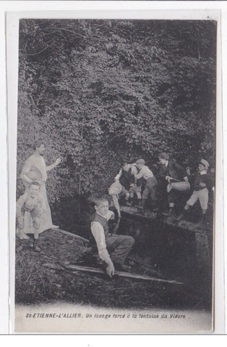 Etienne allier un lavage - etienne-l'allier, a