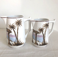 2 Anciens pot a lait porcelaine opaque de Gien décor de palmier