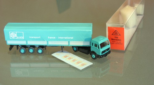 Mercedes - █►,