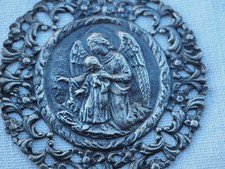 GRAND PENDENTIF MEDAILLON
