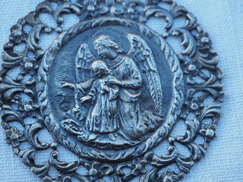 Grand pendentif medaillon - grand,