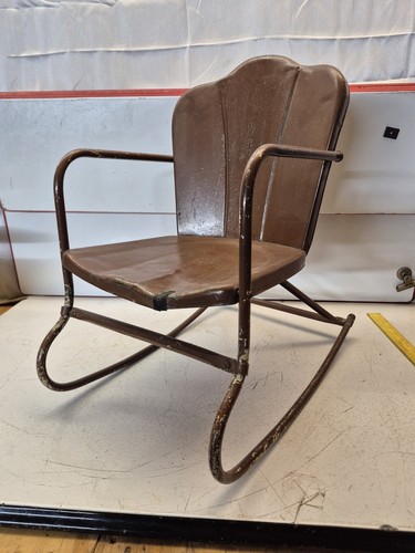 Vintage kids clamshell seat - vintage,