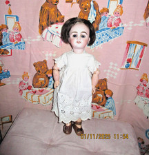 ANCIENNE POUPÉE DEPOSE S.F.B.J - TAILLE BLEUETTE- 30/31cm