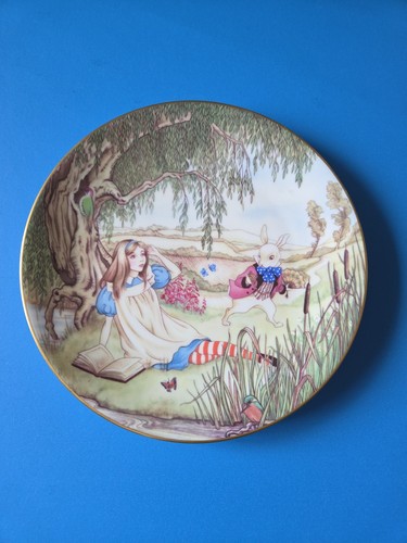 ALICE AND THE WHITE RABBIT 1st