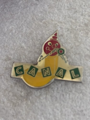 Pin canal logo chaîne tv - pin's,