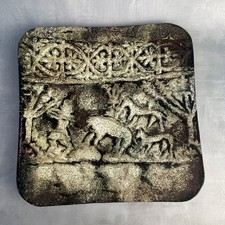 Plat carré décoratif métal