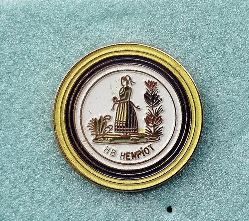 Rare pin assiette faïence - rare,