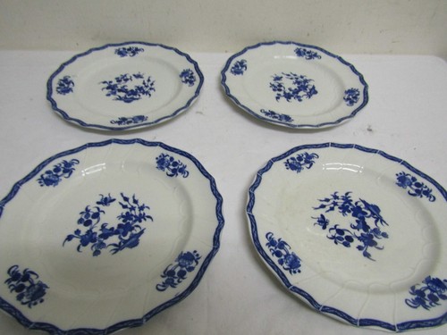 Serie de 4 assiettes - 4,