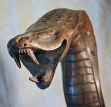 CANNE DE MARCHE EN BOIS AVEC