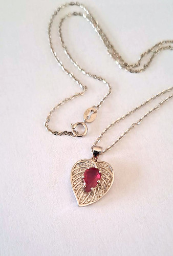 Pendentif rubis argent - , /