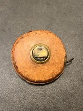 Ancien mètre ruban 20 m / décamètre en laiton et cuir ruban en tissu