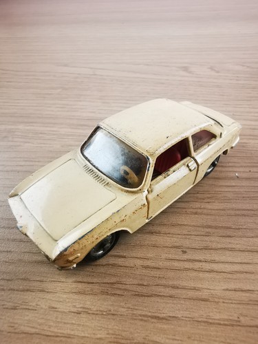 Jouet voiture miniature