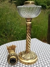 Lampe à pétrole colonne