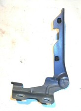 charnière gauche capot moteur clio 2 phase 1 7700842680  8200715437  MV671