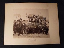 AVIGNON CHAR  CARNAVAL LES