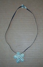 JOLI PENDENTIF FLOCON DE NEIGE 