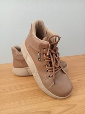 Chaussures montantes à semelle épaisse pour femmes