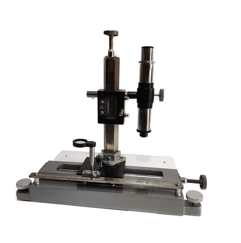 Travelling microscope with - travelling,