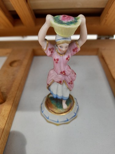 Petite porteuse eau - d'eau, en