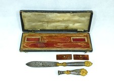 Set De Couteaux À Lettres Et De Sceau Dans Un Étui France Vers 1860 Fer Bronze