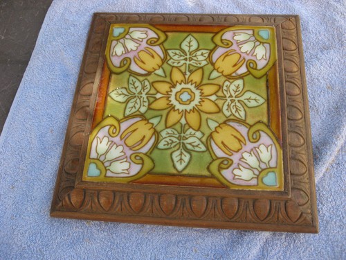 Dessous plat ancien 28x27 - de,