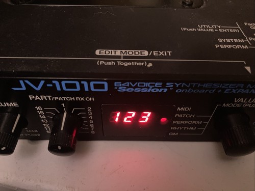 Roland 1010 half - roland, jv-1010