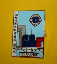 Pin's Lapel pin LIONS CLUB