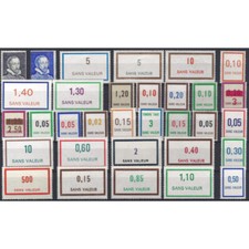 Sélection de 32 timbres