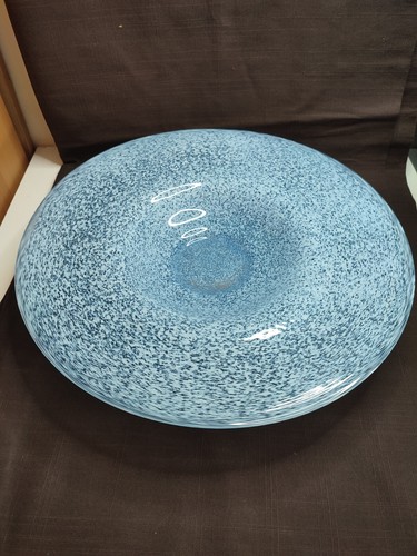 Ancienne grande coupe sur