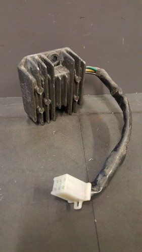 Régulateur tension charge - régulateur,