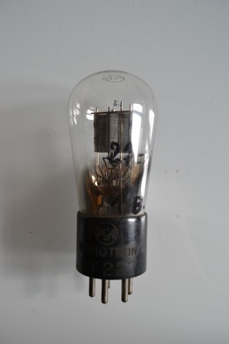 Rca radiotron 227 valve - uy,