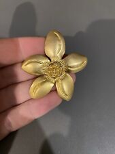 Grande broche bijoux