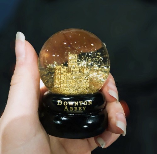 Rare downton abbey snowglobe - rare,