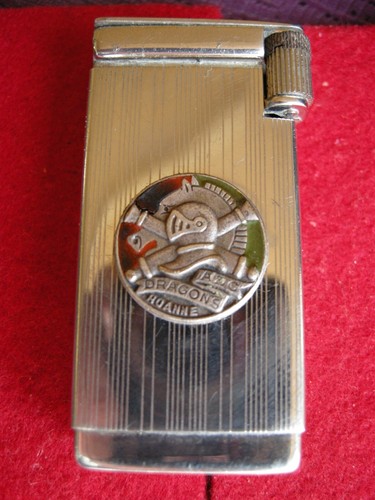 Briquet avec insigne - , militaire