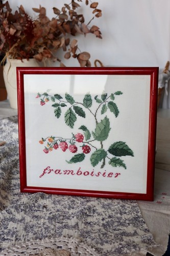 Tableau vintage brodé main