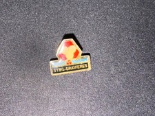 (V10) PINS BADGE ENAMEL VINTAGE BANQUE CRÉDIT MUTUEL STRASBOURG GRAVIERES
