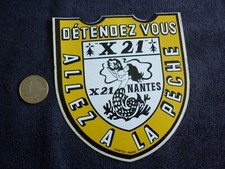 AUTOCOLLANT /  PECHE